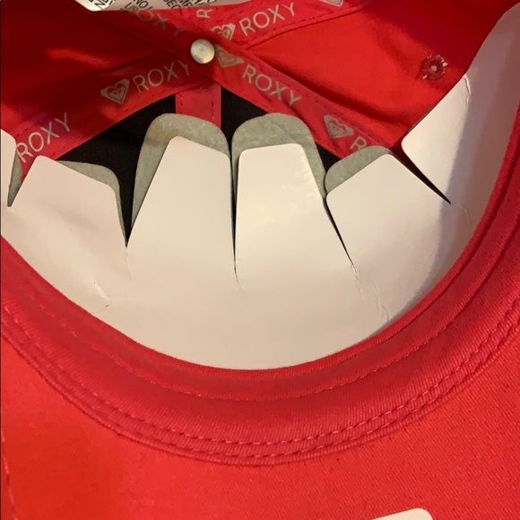 Roxy hat - Picture 4 of 4